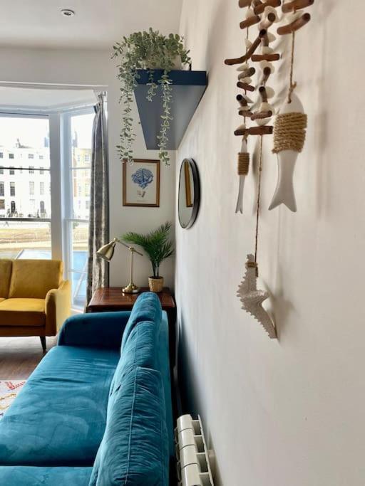 Stylish Coastal Home In The Centre Of Brighton Exterior photo