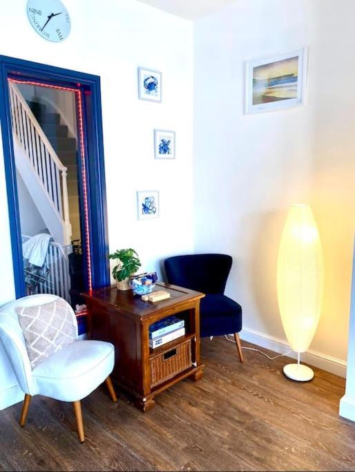 Stylish Coastal Home In The Centre Of Brighton Exterior photo